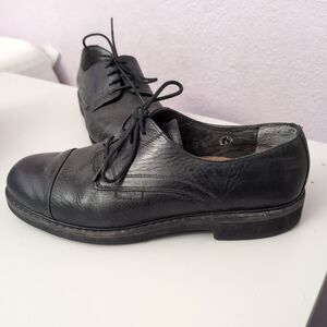 Mephisto Shoe Mens Size US 9.5 Black Oxford Cap Toe Goodyear Welt Vibram Gumlite